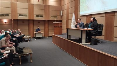 رئيس جهاز شئون البيئة يتابع استكمال بيانات دراسات تقييم الأثر البيئي