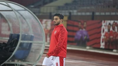 حمدي فتحي يتصدر 