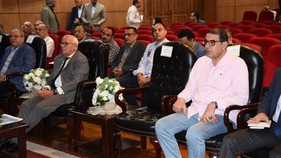 محافظ بورسعيد: إجراء قرعة جديدة لأبراج الإسكان الاجتماعي الأسبوع المقبل