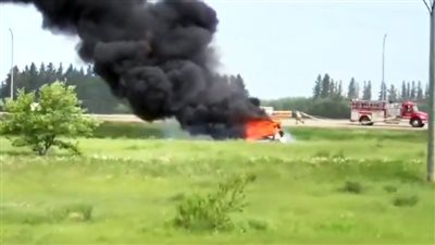 15 قتيلا في تصادم بين شاحنة وحافلة تقل مسنين في كندا