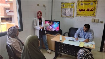 فحص 1513 مواطنا بقرية خلال قافلة حياة كريمة وحملات توعية للسيدات بكفر الشيخ