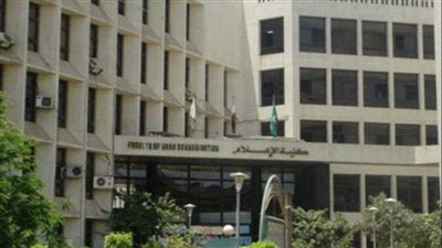 مناقشة قضايا اجتماعية وتكنولوجية بمشروعات تخرج 