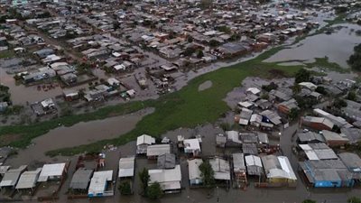 إنقاذ 9 أشخاص من الغرق بسبب العاصفة المدارية 