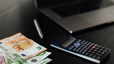 سعر اليورو اليوم في مصر بعد حسم الفائدة.. وتوتر السوق السوداء 