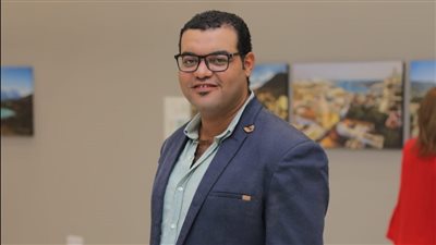 بعد تصريحات نهى العمروسي.. خبير آثار يكشف: 8 أكاذيب تدور حول الأهرامات