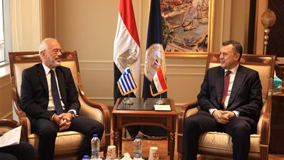 مباحثات بين مصر واليونان لتعزيز التعاون السياحي والأثري
