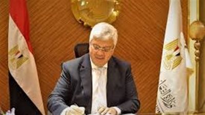 التعليم العالي تعلن عن 700 منحة في الجامعات السعودية