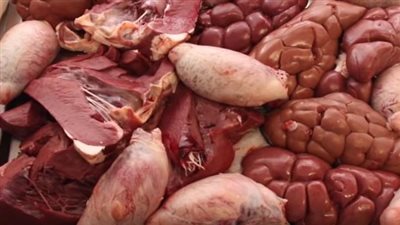 الحلويات والستان وخلطة اللانشون.. بدائل اللحوم في عيد الأضحى 2023 (تقرير خاص)