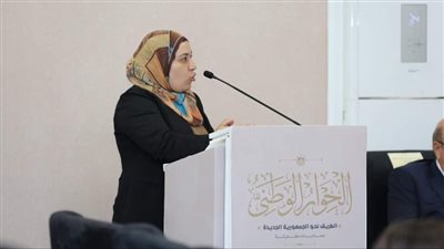 عضوة تنسيقية شباب الأحزاب تقترح إنشاء لجنة عليا لإدارة الدين العام