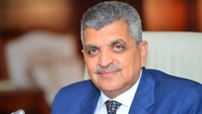 لماذا أنهى رئيس هيئة قناة السويس مكالمته مع الإعلامي أحمد موسى