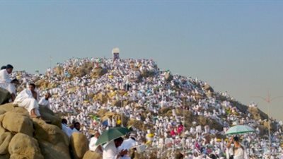 فضل يوم عرفة والأعمال المستحبة