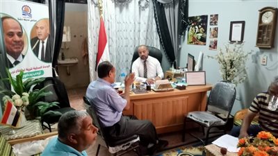 ضمن حياة كريمة.. استلام مكتب بريد مركز الخدمات بأبومناع غرب في قنا