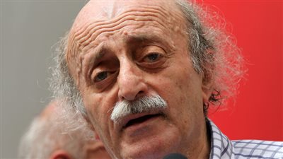 جنبلاط: على الغرب عدم التدخل بالشأن الروسي الداخلي