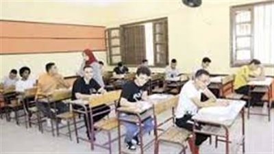 مراجعة نهاية في الكيمياء لطلاب الثانوية العامة.. اختبر نفسك الآن عبر منصة امتحانات مصر