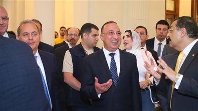 محافظ الإسكندرية يفتتح فرعا جديدا للبنك الأهلي احتفالا بمرور 125 عاما على إنشائه