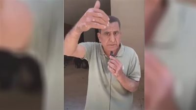 عاجل.. ناج من عقار الإسكندرية المنهار يكشف مفاجأة عن سبب سقوطه (فيديو)