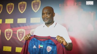 الوحدة الإماراتي يقدم مُدربه الجديد بيتسو موسيماني