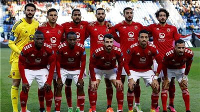 مفاجأة مدوية.. الأهلي يتجاهل التجديد 