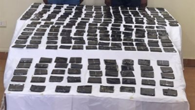 ضبط ثلاثة أشخاص بحوزتهم 39 كيلو من المواد المخدرة بالإسماعيلية 