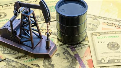 عاجل| السعودية تشعل أسواق الطاقة.. أسعار البترول تقفز 1%