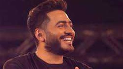 تامر حسني يتواجد اليوم بفيلمه الجديد في منطقة التجمع