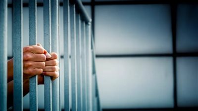 حبس موظف هتك عرض طفل داخل شقته بـ 15 مايو