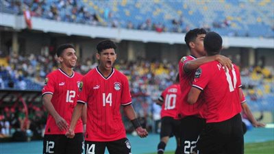 مدرب منتخب مصر السابق يرشح 3 لاعبين للمشاركة في الأولمبياد