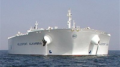 البحرية الأمريكية تكشف تفاصيل محاولة استيلاء إيران على ناقلة نفط بمضيق هرمز