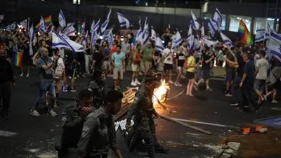 مستوطن يدهس متظاهرين ضد حكومة نتنياهو في تل أبيب