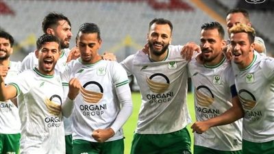 أحمد حمدي حكمًا لمباراة المصري وحرس الحدود 