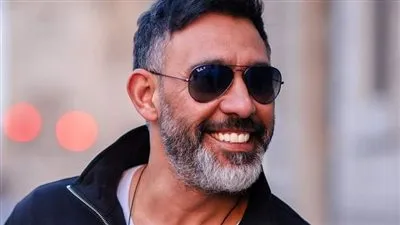 عمرو مصطفى: 