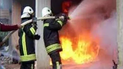 تحقيقات موسعة في نشوب حريق هائل بـ 3 محلات أمام جامعة حلوان