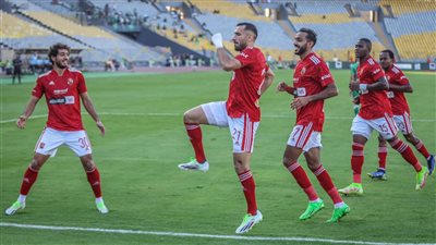 الأهلي يتجاوز عقبة الاتحاد السكندري ويقترب من التتويج بلقب الدوري المصري