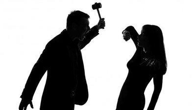 شاهد.. رجل مكسيكي يقتل زوجته ويأكل مخها