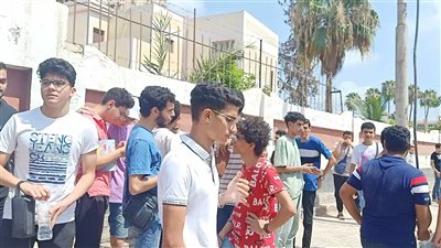 تباين أداء طلاب علمي رياضة في امتحان الديناميكا بالدقهلية