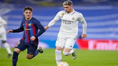 بالصفقات الجديدة.. موعد الكلاسيكو الودي بين برشلونة وريال مدريد والقنوات الناقلة