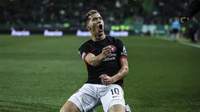 ما سر انسحاب الزمالك من صفقة إمام عاشور؟