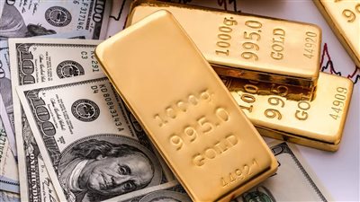 الأسواق العالمية الآن | تراجع الدولارعالميًا يدفع الذهب لأعلى مستوى خلال شهر