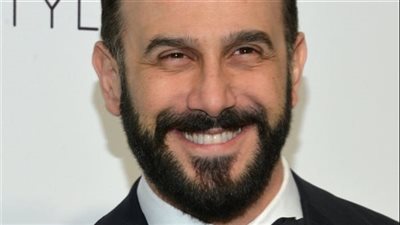 شاهد.. أول ظهور لابن قصي الخولي في عيد ميلاده