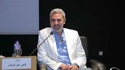 فتحي عبد الوهاب: الذكاء الاصطناعي لن يؤثر على التمثيل والغناء.. وهذا سبب ابتعاد عائلتي عن الأضواء