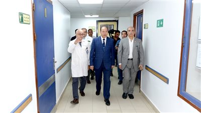 افتتاح تحديث وتجديد جناح العنايات المركزة بمركز جراحة الكلى والمسالك البولية بجامعة المنصورة