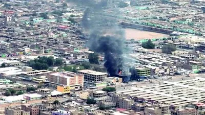 قصف يستهدف مستشفى بأم درمان يقيم فيه عمر البشير