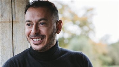 مصطفى شعبان يحتفل بوصوله إلى مليار مشاهدة على 