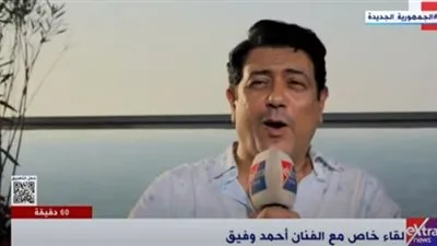 أحمد وفيق: أحمد زكي كان يعتمد على تخزين الشخصيات في ذاكرته لاستخدامها في أعماله