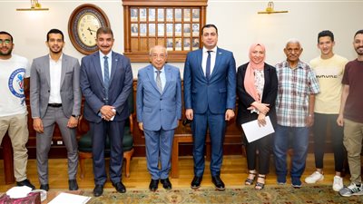 نقيب المهندسين يسلم شهادات اجتياز أول دورة Basic PLC (صور)