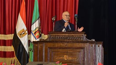 3 مشروعات لتطوير العلوم الإنسانية ومستشفى الفرنساوى والتعليم المدمج بجامعة القاهرة 