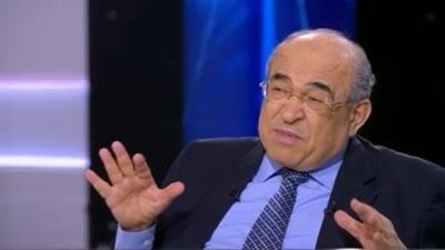 مصطفى الفقي: وزير الدفاع الإسرائيلي على وجهه علامات غضب ربنا