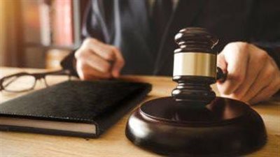 النيابة تحيل عاطلين للجنايات لاتهامهم بالاتجار في المواد المخدرة بالمعصرة