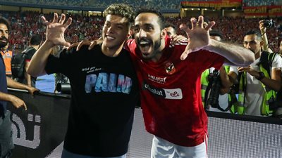 نجم الأهلي السابق يوجه رسائل نارية إلى إمام عاشور