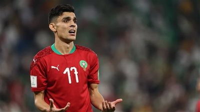 عاجل.. ثلاثة أندية عربية تصارع الأهلي على صفقة أشرف بن شرقي